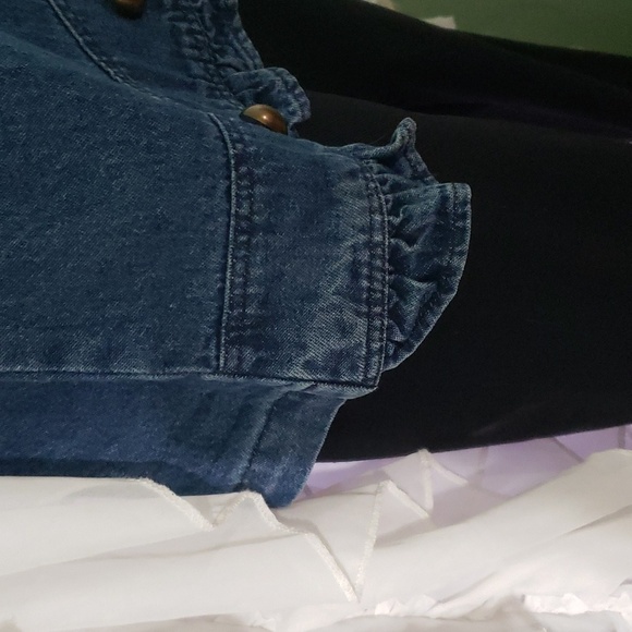 Keren Hart. NWT. Denim Jacket; Mandrin Collar; Ruffled Hemline. Size 1X - Picture 4 of 15